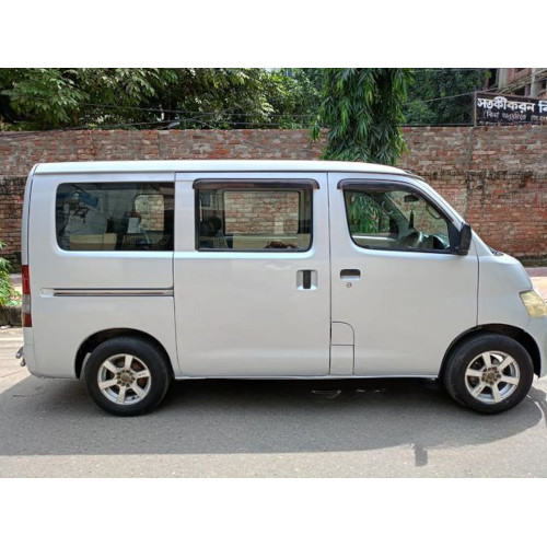 Toyota TownAce GL Noah 2009