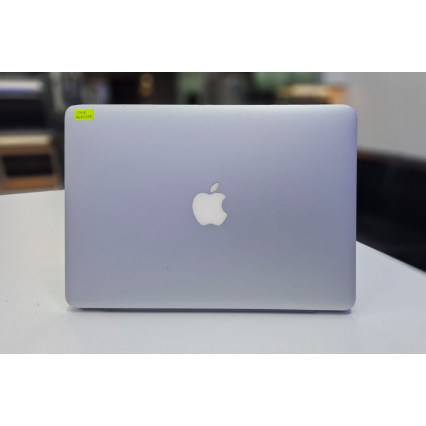 Apple MacBook Pro 2015 Core i7 Quad Core 256GB SSD