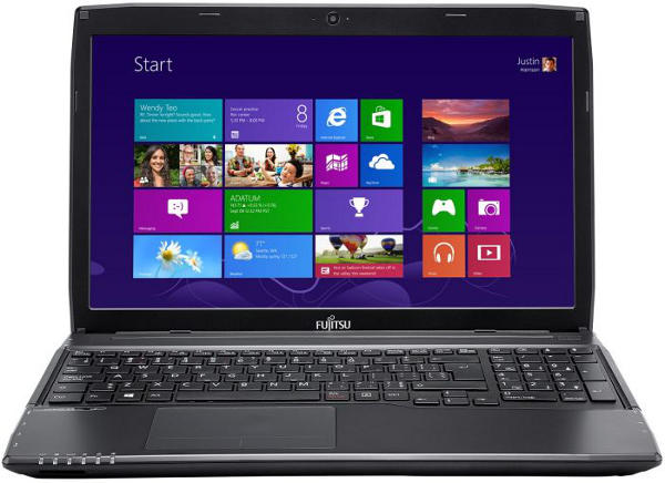 Fujitsu Laptop LifeBook AH544 Core i3 750GB HDD 15.6