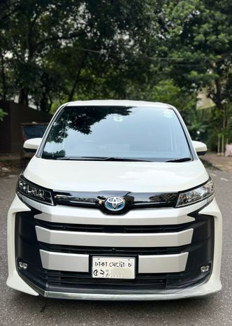 Toyota Noah 2022 Hybrid