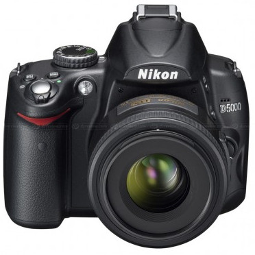 Nikon D5000