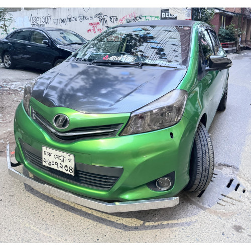 Toyota Vitz 2011 Green Color