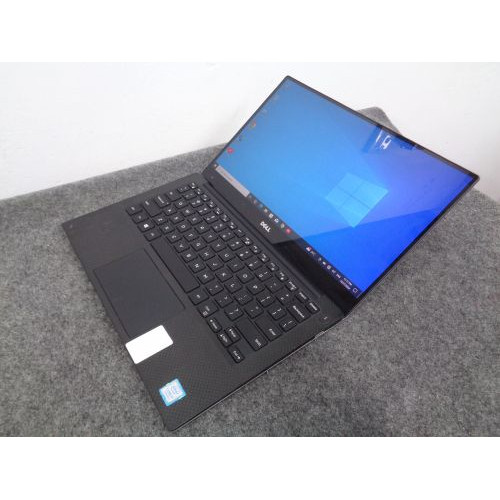 Dell XPS 13 Core i7 7th Gen 16 / 512 GB