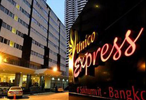 Unico Express Double Bed Hotel Booking in Sukhumvit Bangkok