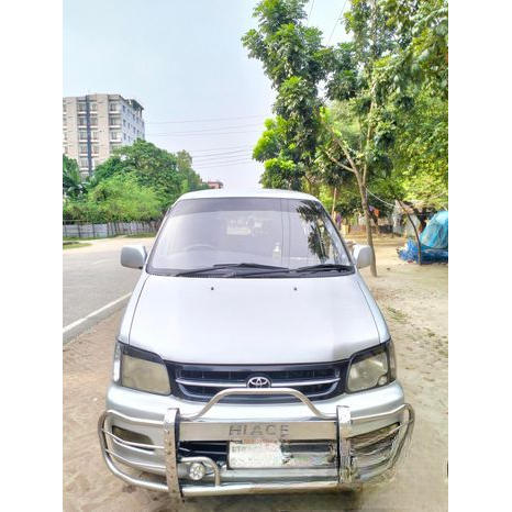 Toyota Noah 1998