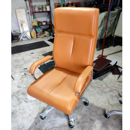 Premium Artificial Leather Boss Chair