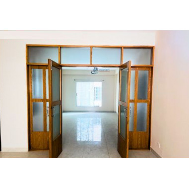 2420 Sqft North-Facing Luxury Flat at Basundhara R/A