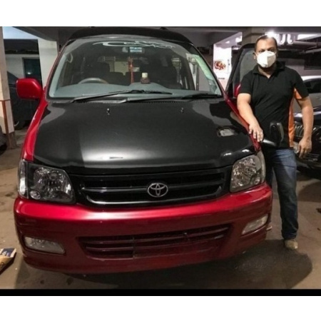 Toyota Noah KR42 2001