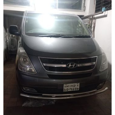 Hyundai H1 2010