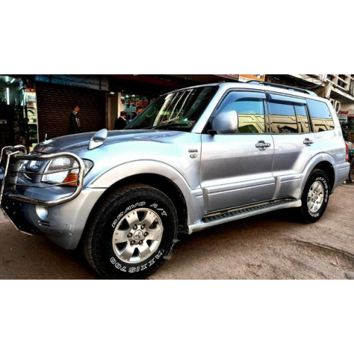 Mitsubishi Pajero V6 Exceed JDM 2004