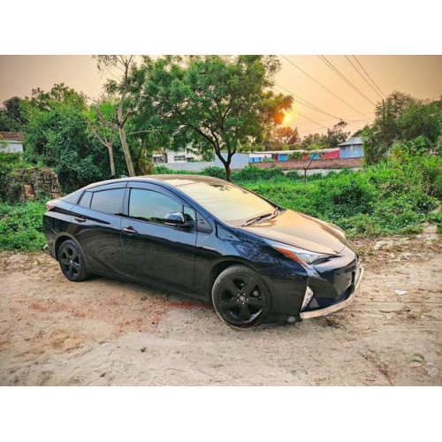 Toyota Prius 2017