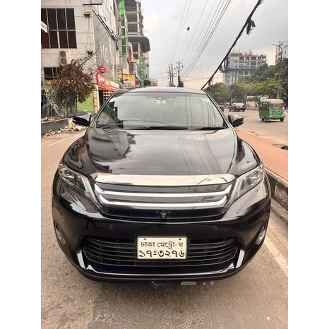 Toyota Harrier Black 2014