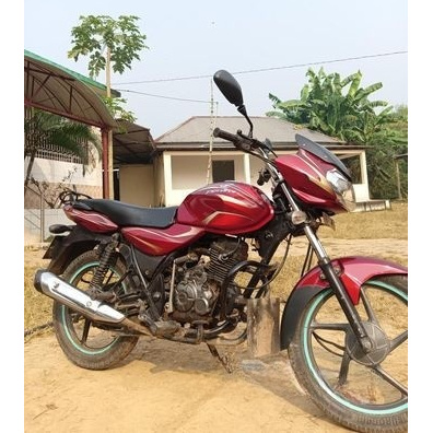 Bajaj Discover 100cc DC Ignition Motorbike