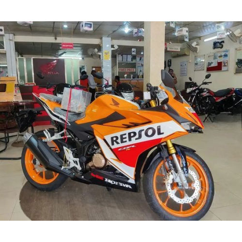 Honda CBR 150R Repsol Dual Disc