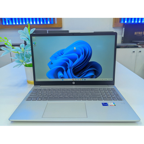 HP 15-fd0000nx Core i7 13th Gen 512GB SSD Laptop