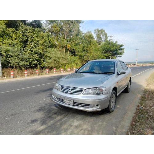 Nissan Sunny 2008