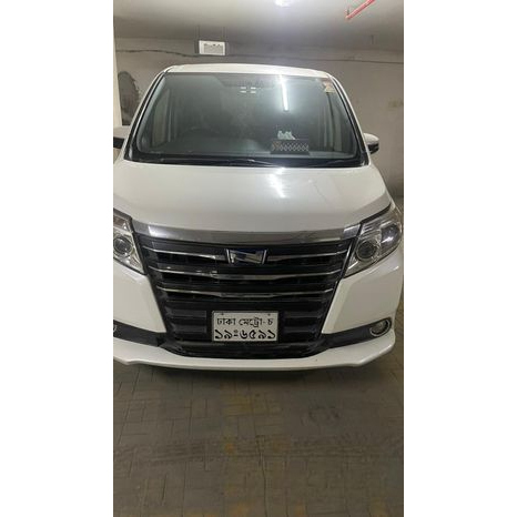 Toyota Noah 2014