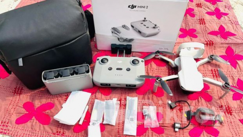 DJI Mini 2 Fly More Combo