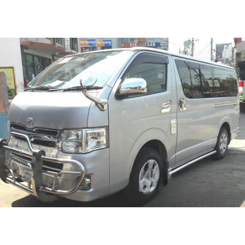 Toyota Hiace 2013