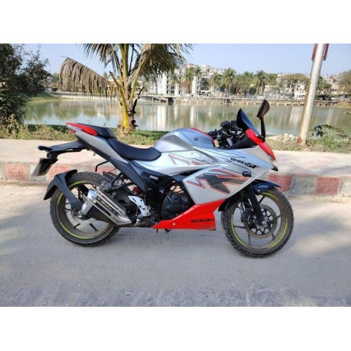 Suzuki Gixxer SF 2020