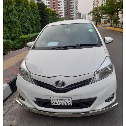 Toyota Vitz 2012