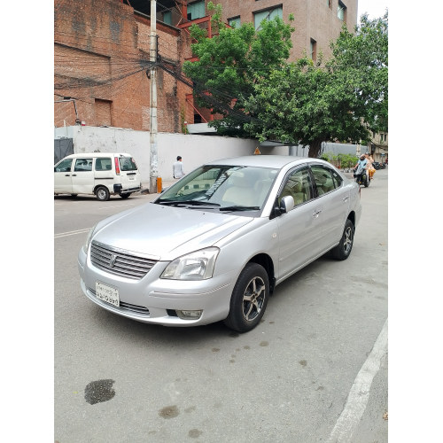 Toyota Premio 2004