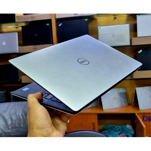 Dell XPS 13 9380 Core i7 8th Gen 16GB RAM 4K Display