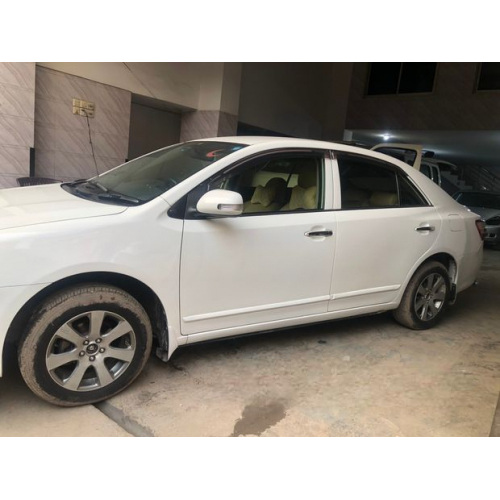 Toyota Premio 2012