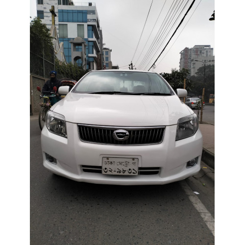 Toyota Axio 2012