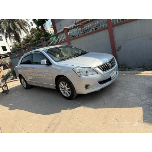 Toyota Premio 2012