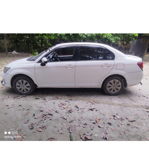 Toyota Axio 2014