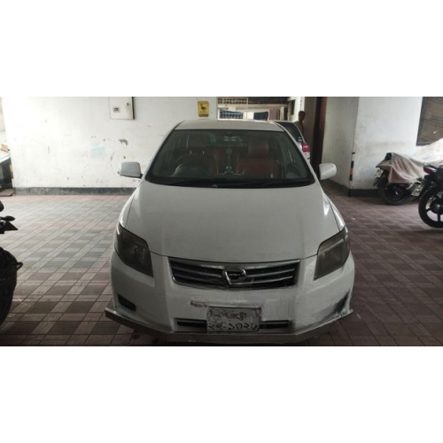 Toyota Axio 2010