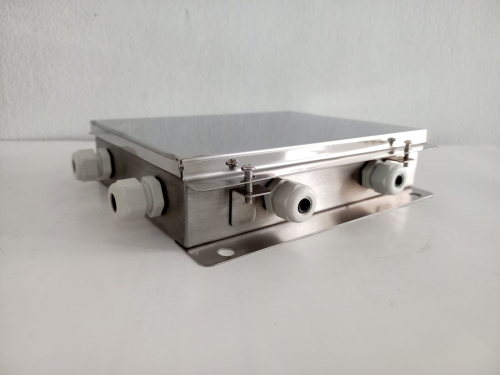 6-Line Junction Box
