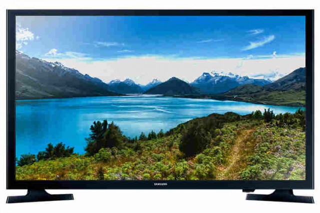 Samsung Smart TV J4303 32" HD LED Multi-System Wi-Fi HDMI