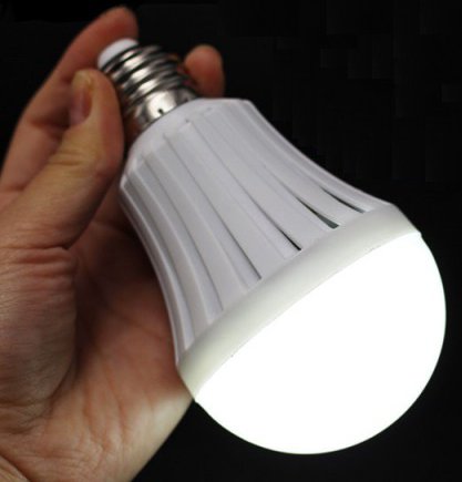 LED Rechargeable Emergency Light 7 Watt Energy Saving