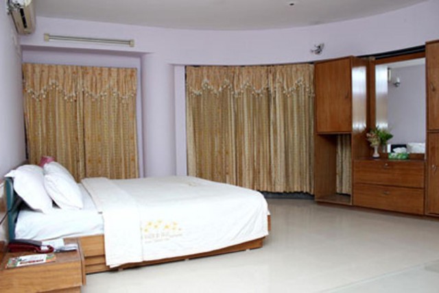 Hotel Garden Inn AC Double Bed Hotel Booking in Sylhet