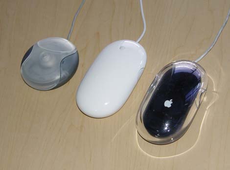 Apple Mouse.