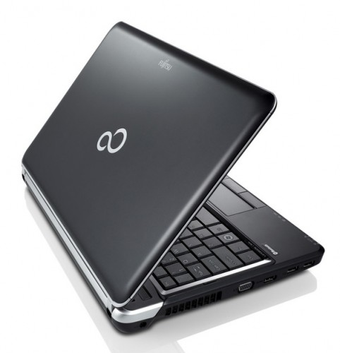 Fujitsu Lifebook BH531 Intel core i3 2nd Gen Laptop